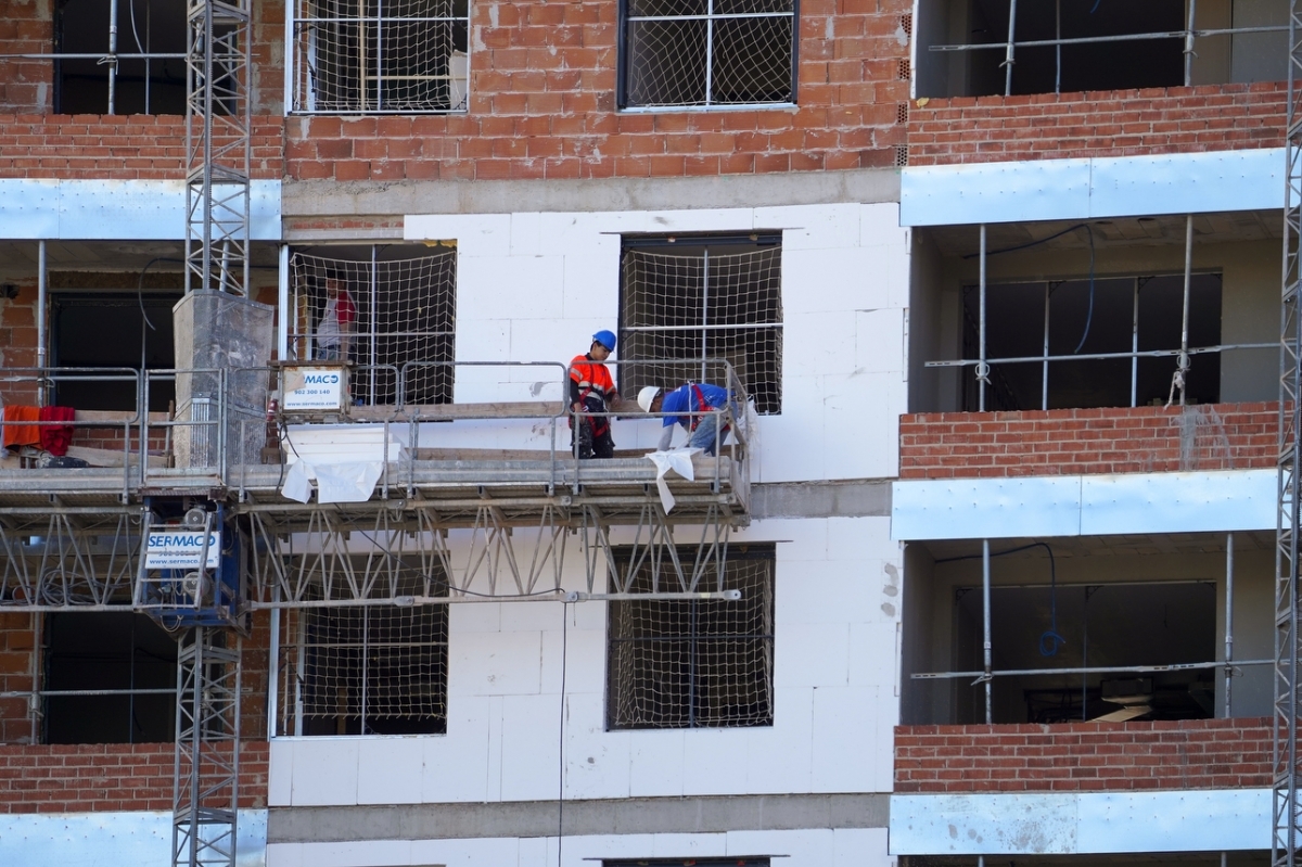 El auge de la construcción en Castellón aviva dos negocios: reformas de viviendas para el alquiler y promoción inmobiliaria