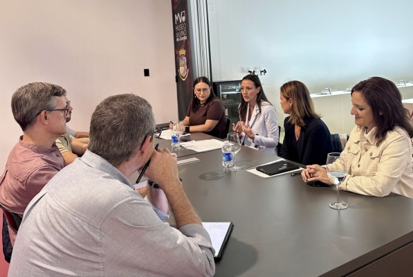 Bodegas con cama: nace una línea de ayudas para alojamientos enoturísticos en las Rutas del Vino de la Región