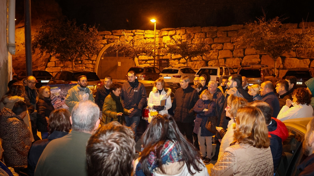 Ballester reúne a los vecinos del Portal de Valencia de Onda ante el inicio de las obras de la ladera del Castillo