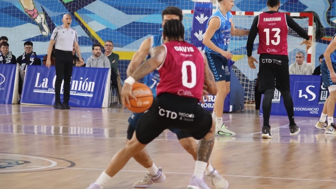 El Caesa Cartagena cae también en Zamora (90-71) y sigue sin reaccionar ni con Jordan Davis