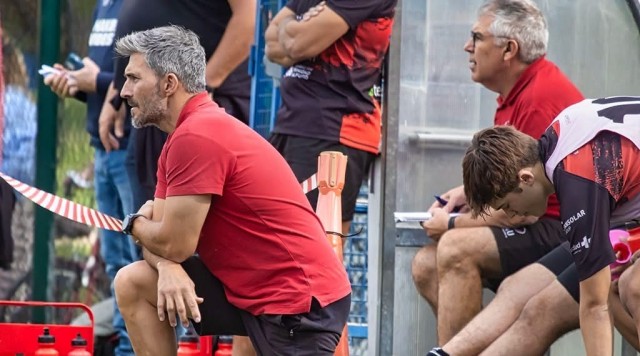 El CAU sigue intratable y suma su sexta victoria en Hospitalet (13-23)