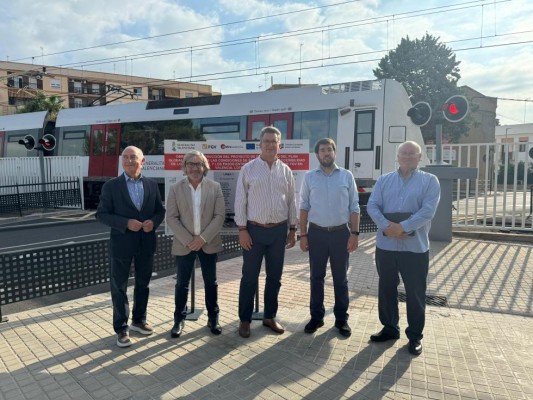  FGV mejora la seguridad de 46 pasos a nivel peatonales en Metrovalencia con 5 millones de los fondos europeos