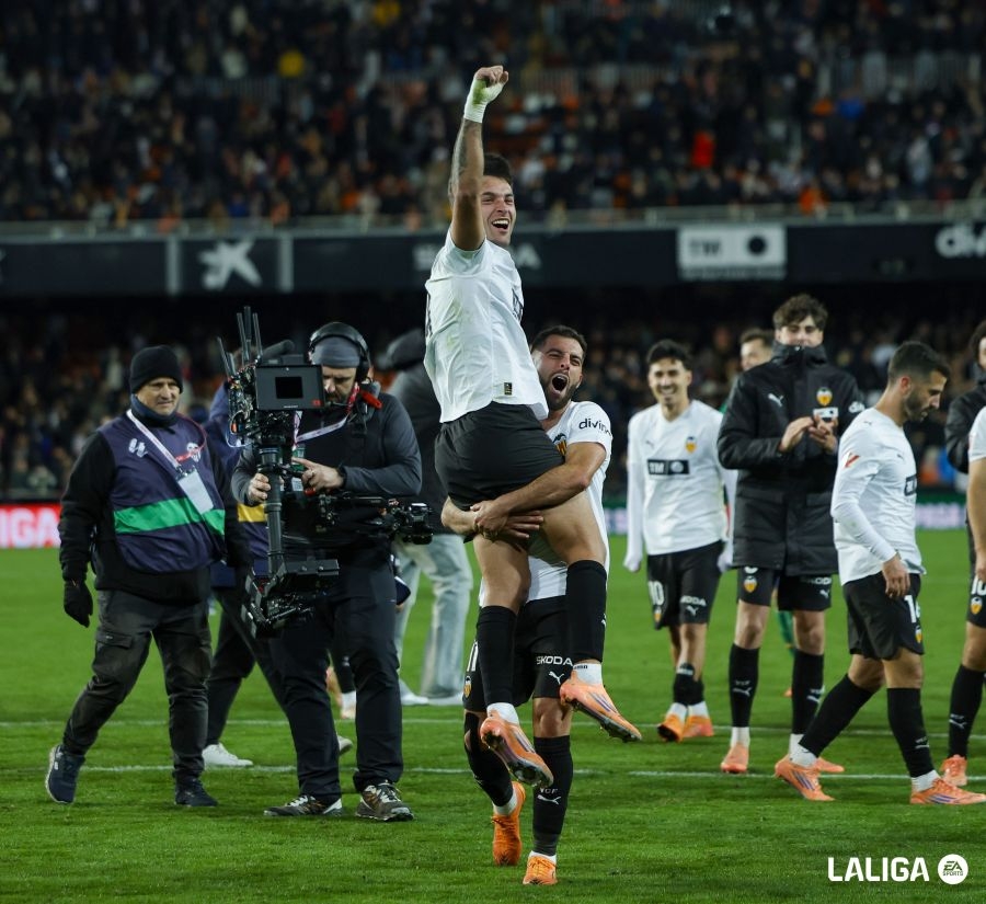 Corberán activa el banquillo 