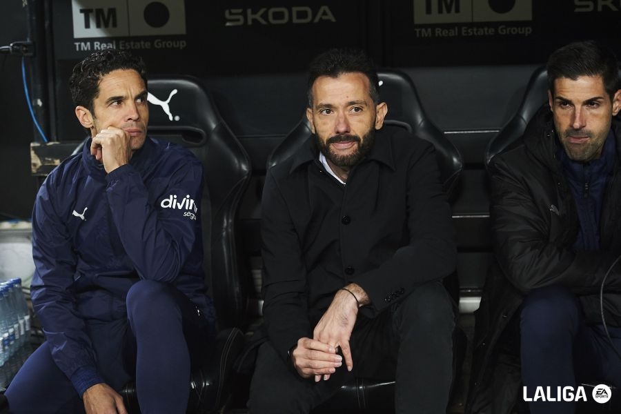 El dilema de Corberán: continuidad al once o premiar los méritos de Rioja y Duro