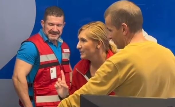La exconsellera de Interior, Salomé Pradas, la mañana de la Dana en el centro de emergencias