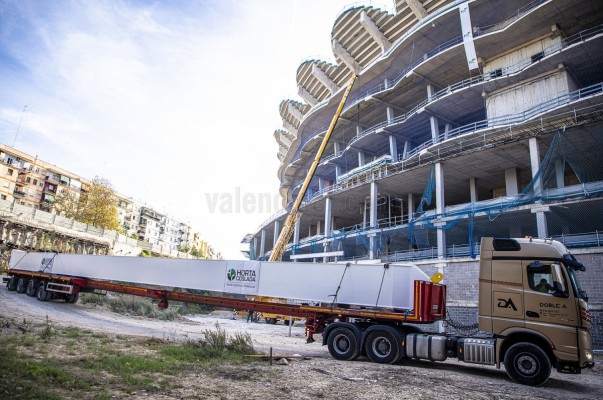 Tras la licencia, el plan urbanístico: el otro litigio 'vivo' sobre el Nou Mestalla