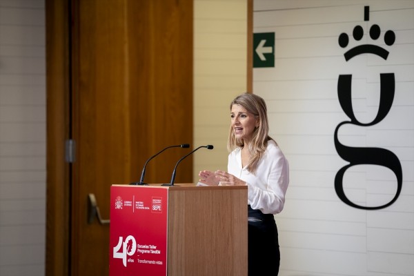 El Consejo de Ministros aprueba este martes el desarrollo reglamentario de los contratos formativos