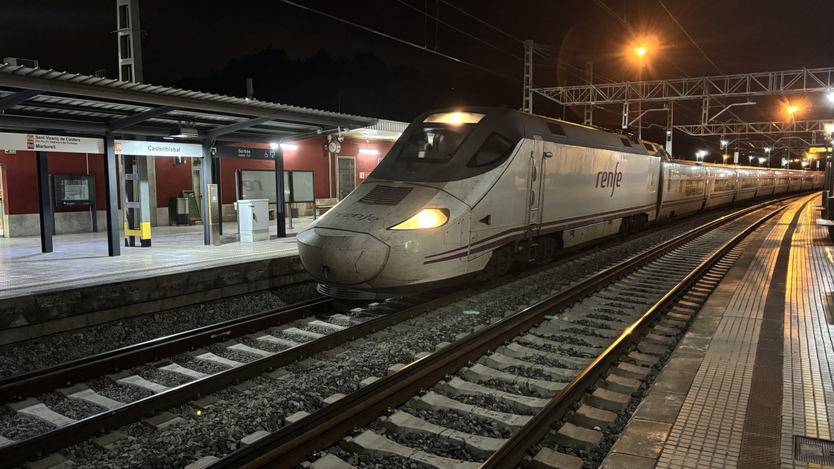 Avance clave en el corredor: Adif inicia las pruebas en el tramo de Castellbisbal, esencial para la conexión entre Castelló y Tarragona