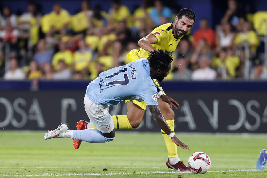 El Villarreal, equipo que más tarjetas ha recibido en el arranque de Liga con un total de quince