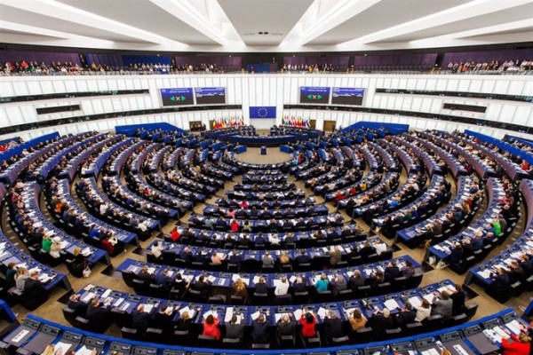 La Eurocámara decide si frena el acuerdo UE-Mercosur con recurso ante la justicia europea