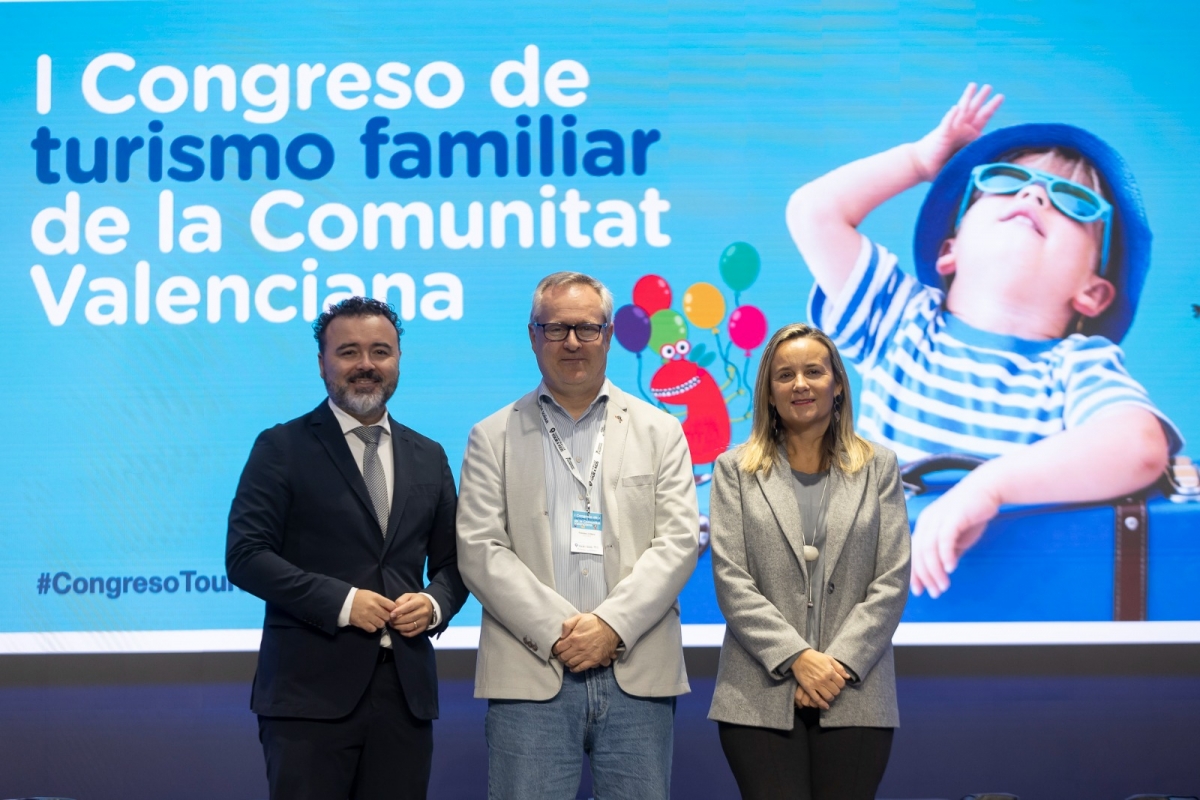 El turismo familiar impulsa la recuperación del mercado turístico valenciano en 2025