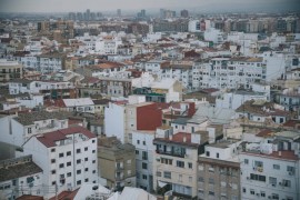 La EVHA adjudica la gestión social de sus viviendas públicas en Alicante y queda desierto Valencia y Castellón
