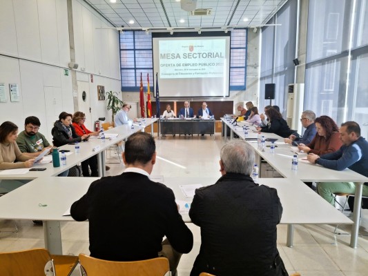 Educación sacará 1.607 plazas para las oposiciones a maestro de la Región de Murcia del 2026