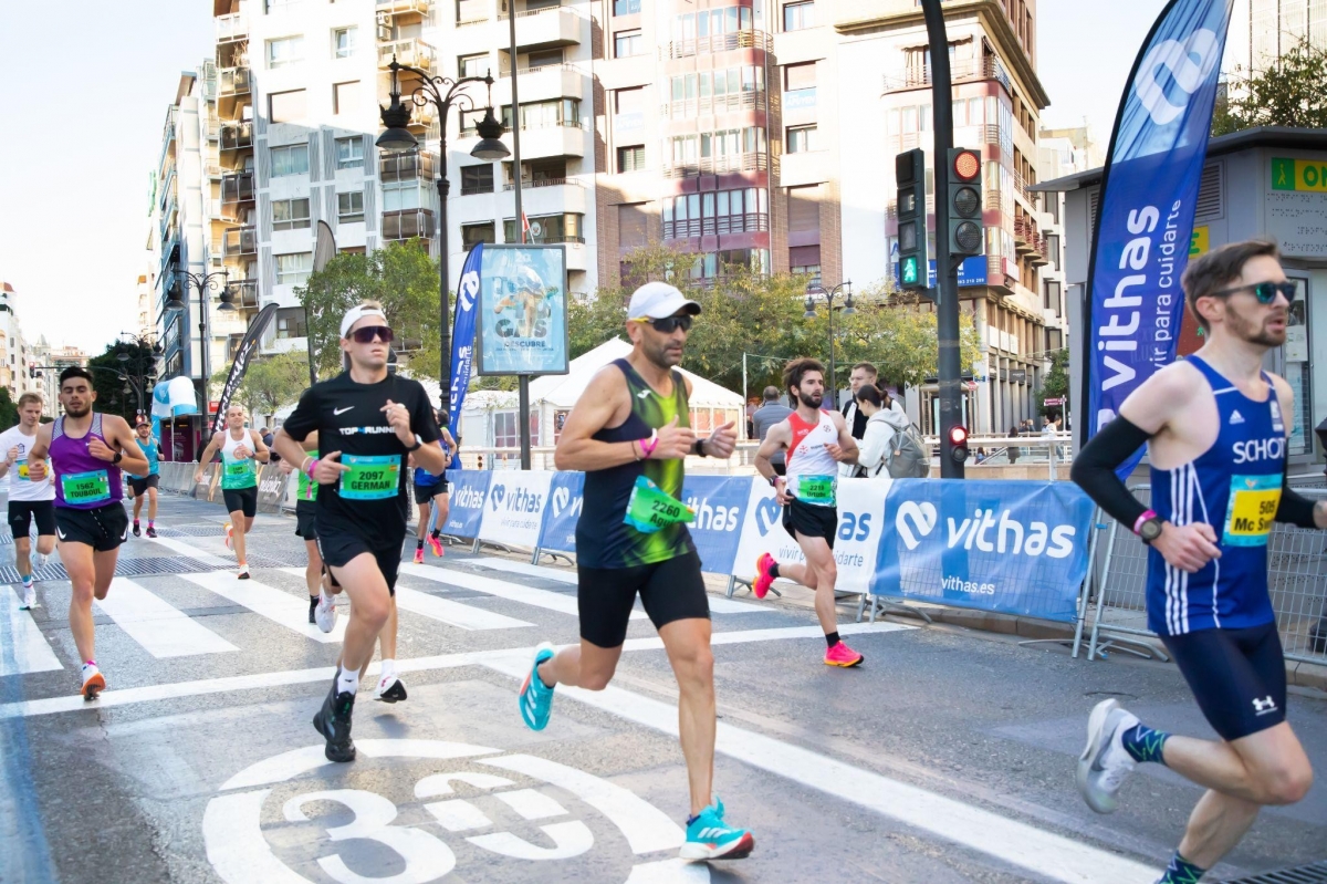 Correr un medio maratón o un maratón requiere una preparación previa. - Foto: VITHAS Correr un medio maratón o un maratón requiere una preparación previa.