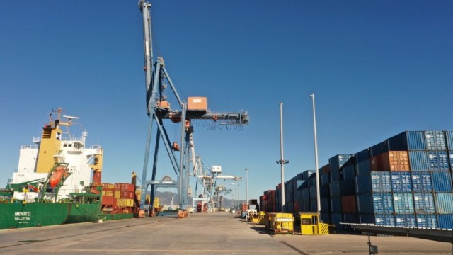 PortCastelló registra el sexto mayor incremento de tráficos de España: crecen graneles sólidos y líquidos y despuntan los contenedores