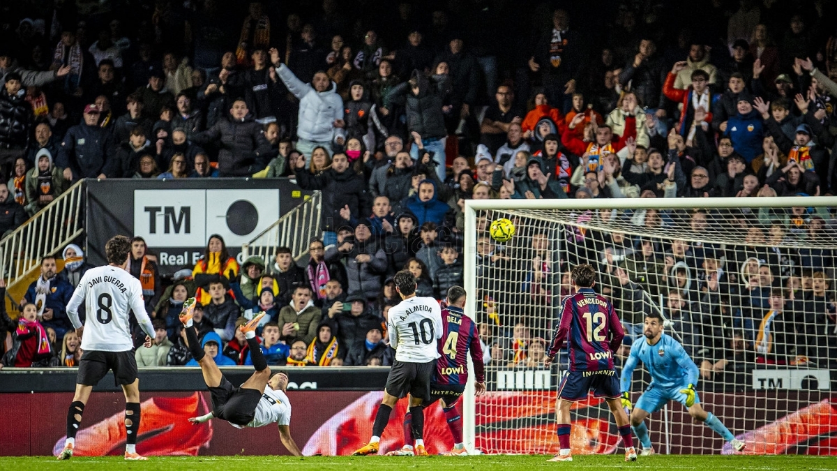 El gol de Hugo Duro en el derbi, nominado a 'gol del mes' de LaLiga