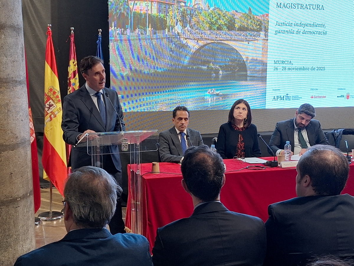 Luna Carbonell reivindica la Justicia independiente como 