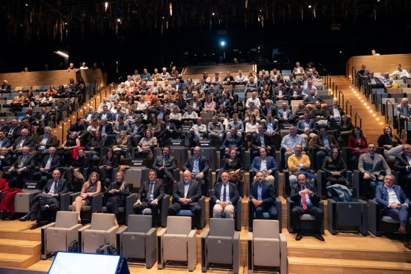El sector del plástico reclama coherencia regulatoria a Europa para garantizar su viabilidad y la transición verde en su XXIII Encuentro Anual