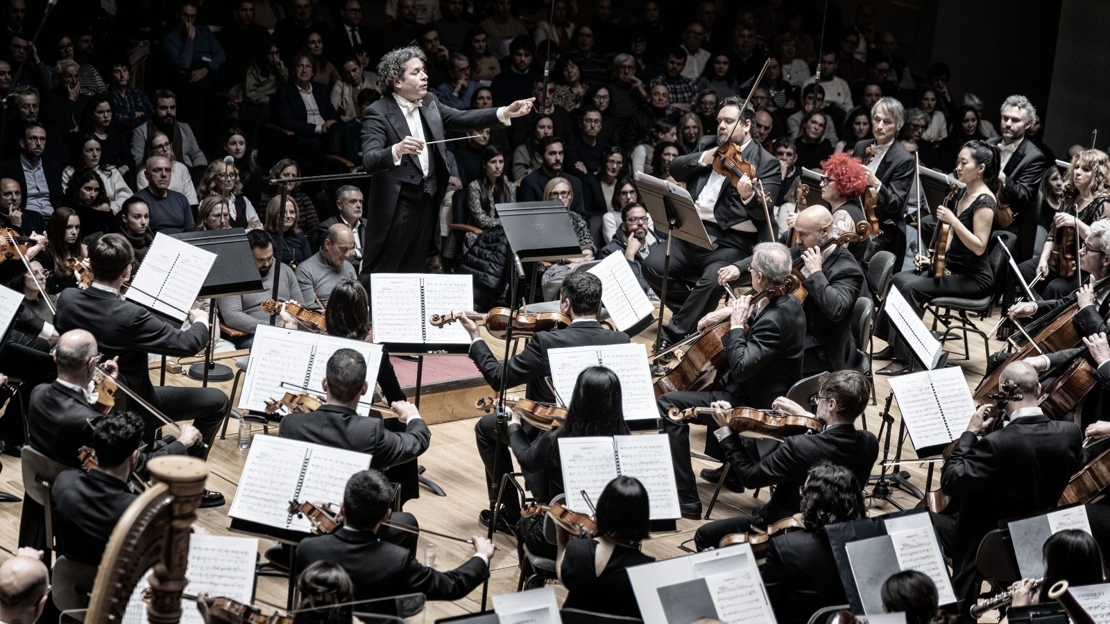 El cierre del espacio aéreo de Venezuela cancela el concierto de Gustavo Dudamel en el Palau de la Música