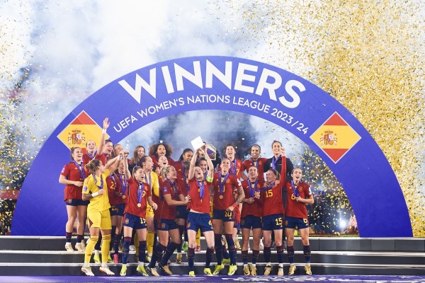La FFCV fleta 95 autobuses con más de 5.000 personas para la final de la Liga de Naciones
