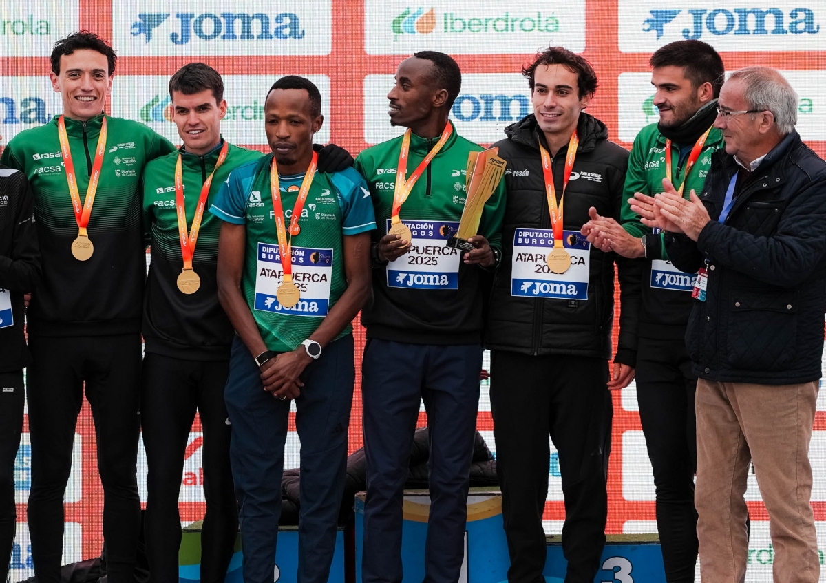 El yeclano Alejandro Ortuño, campeón nacional de cross con el Facsa-Playas de Castellón