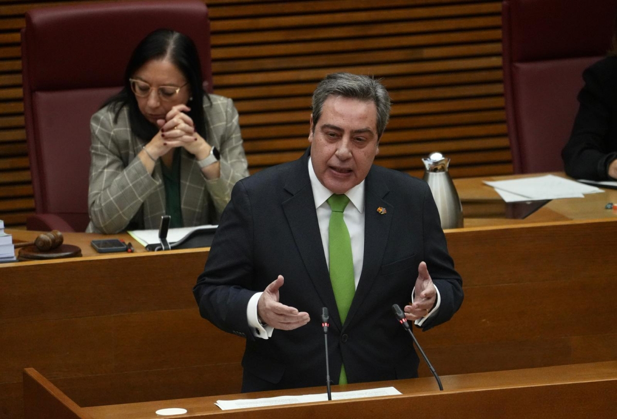 Vox prepara la 'luz verde' para Llorca: plantea exigencias para su contrarréplica si quiere ser investido