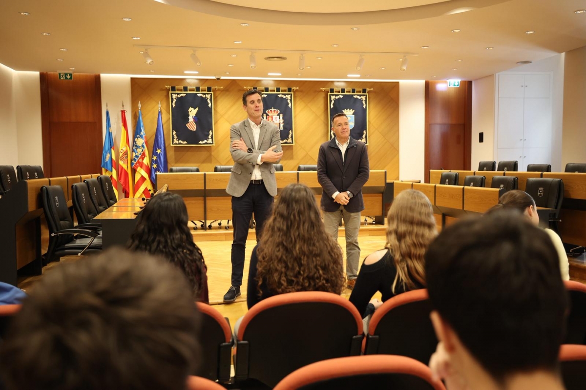 Alumnos del colegio Consolación y del IES Columbretes de Burriana demandan más espacios de ocio en la localidad