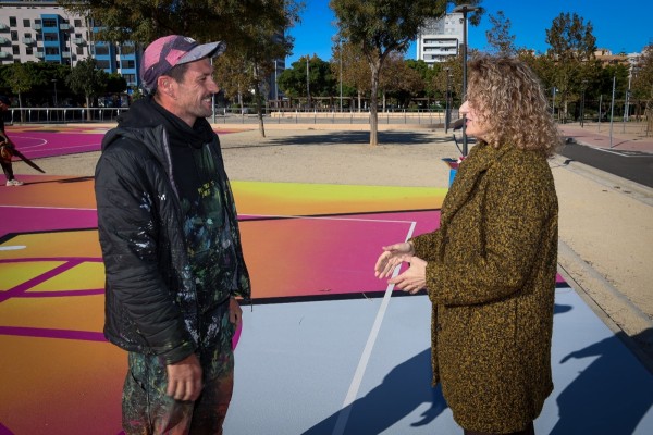 Torrent culmina la transformación artística de las pistas deportivas del Parc Central 