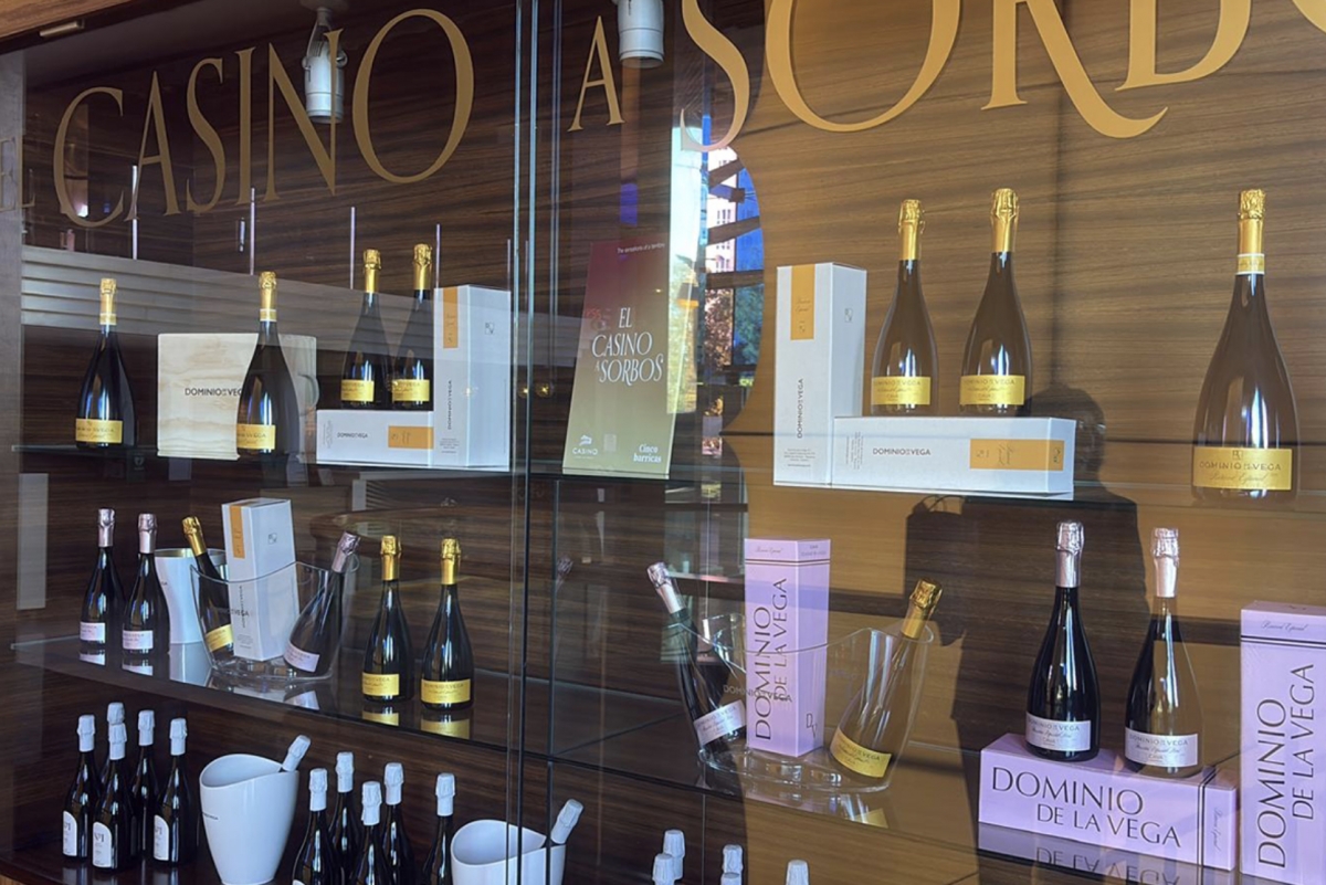 Casino a sorbos celebra la Navidad con los cavas de Dominio de la Vega