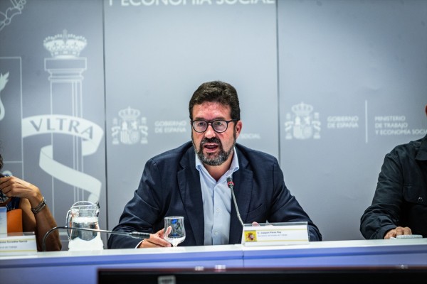 Trabajo propone bonificar el empleo fijo que creen las pymes por la reducción de la jornada laboral