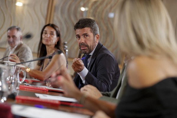 El Consell recusa a tres magistrados en su recurso contra una ley de amnistía 