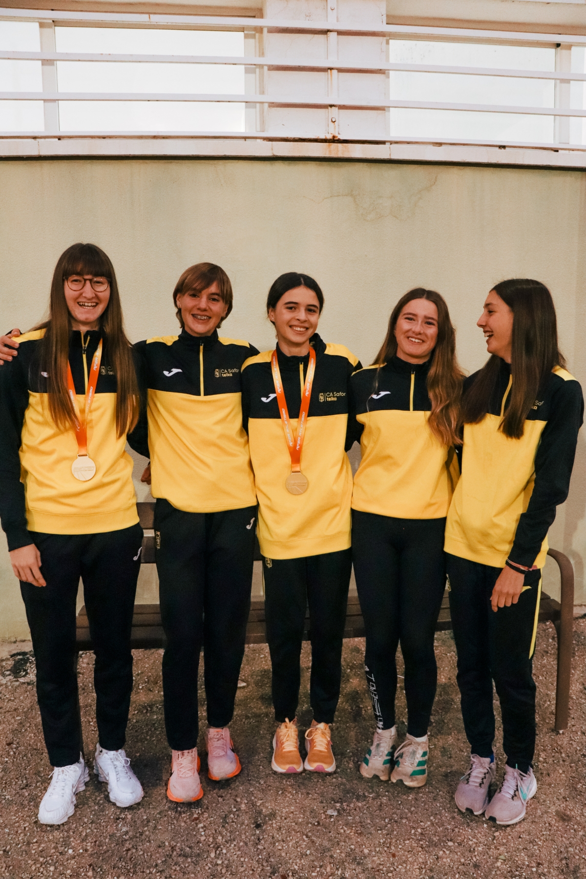 El equipo sub16 del Club de Atletismo Safor Teika, campeonas de España