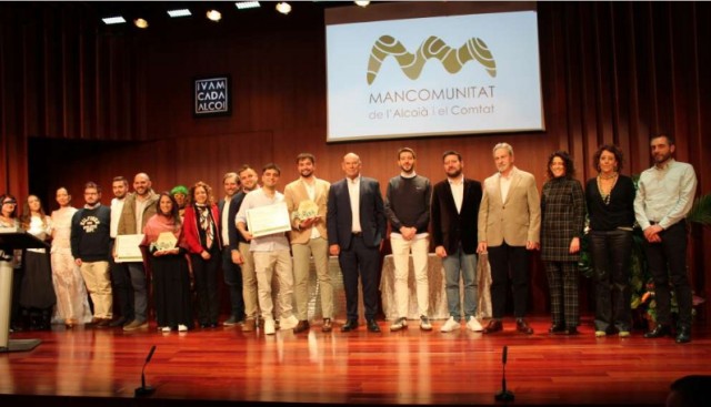 La gala empresarial de la Mancomunitat de l'Alcoià i el Comtat premia la innovación de Barrilada y Radoo