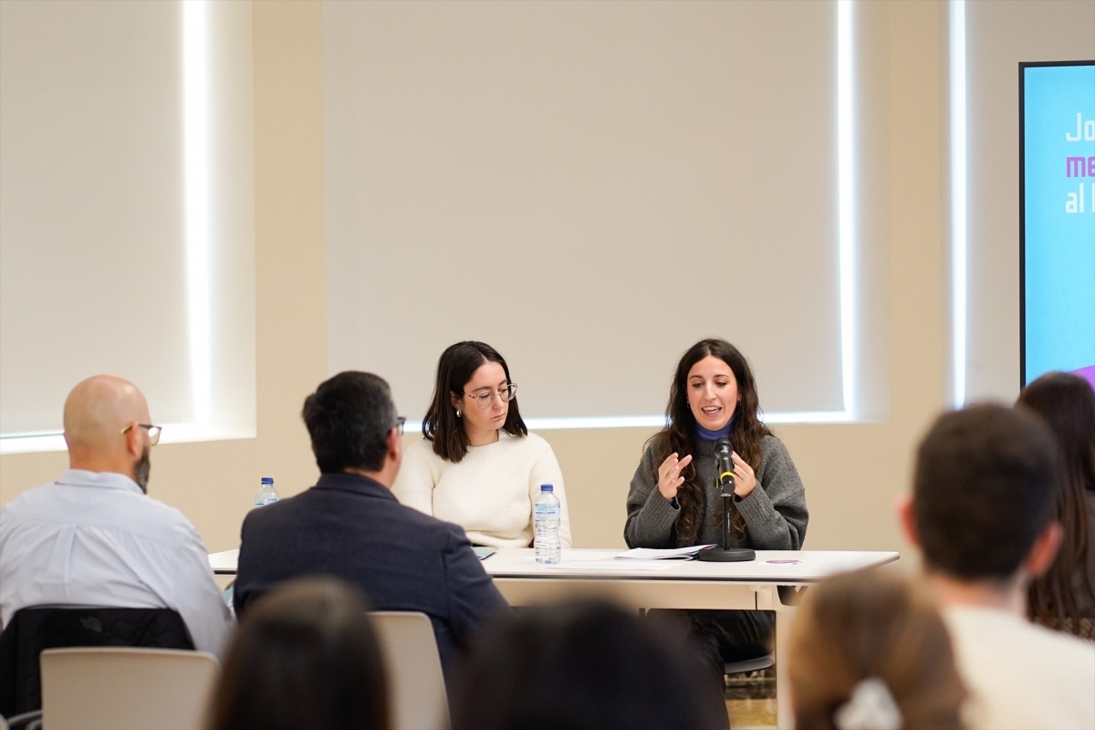 Solo el 15% de los jóvenes valencianos se emancipa y necesitan el 87% de su salario para alquilar vivienda en solitario