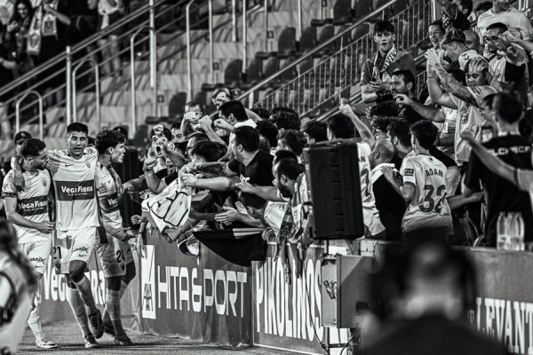 Aleix Febas y Yago Santiago son seria duda en Elche para recibir al Granada