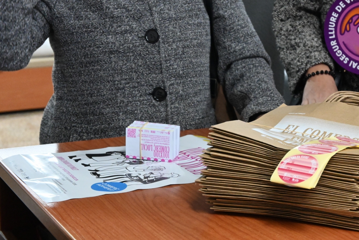 Quart de Poblet impulsa una campaña para fomentar las compras de Navidad en el comercio local