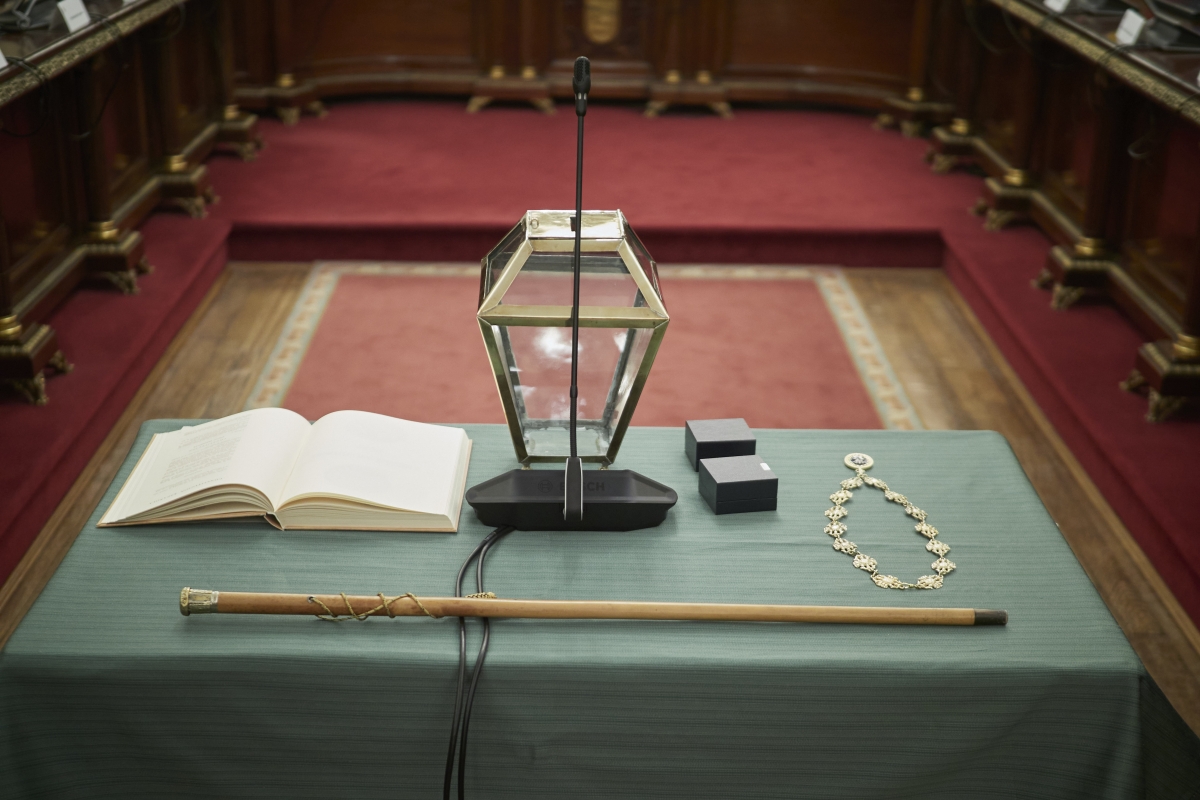 ¿Qué alcaldes no cobran por su cargo? Estos son los 28 ediles de Valencia que no ganan ni un euro