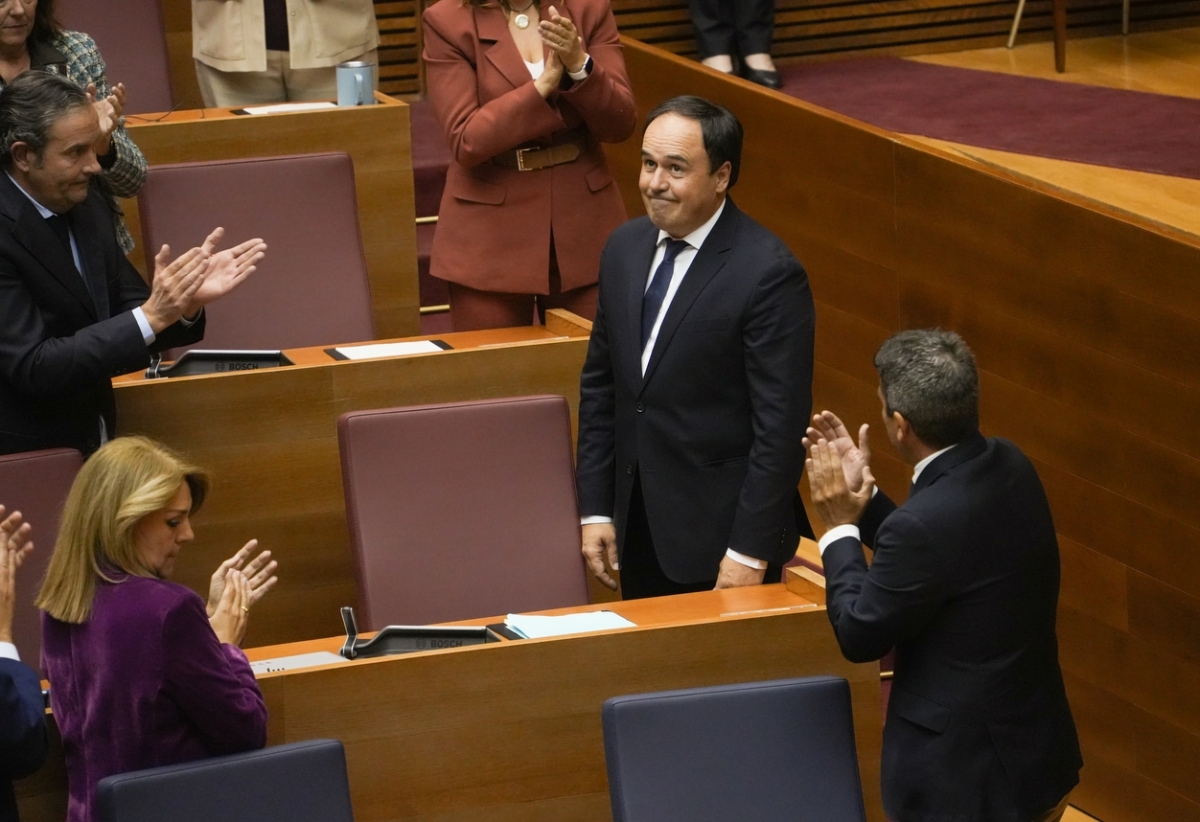 Algunas señales para medir los grados de separación que aplica Pérez Llorca sobre Mazón