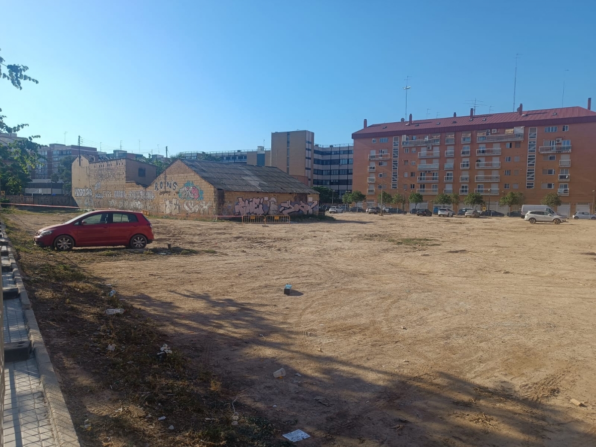 Solar de la calle Alcàsser. - Foto: VP Solar de la calle Alcàsser.