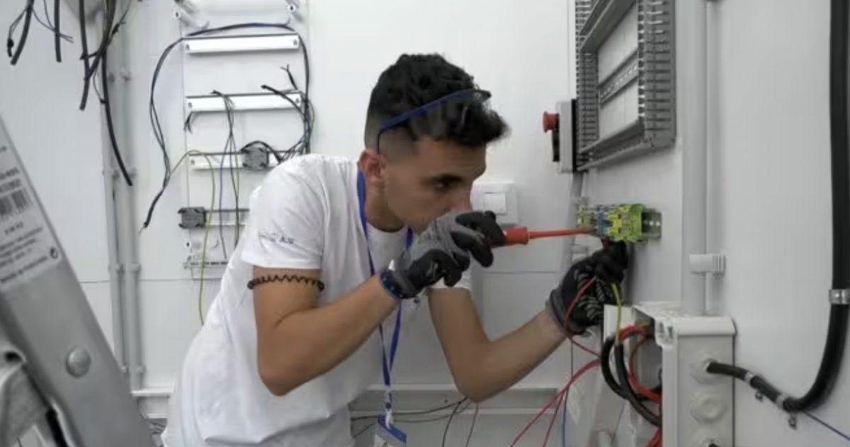 El Ministerio de Educación concede 7,3 millones de euros para crear nueve centros de excelencia de Formación Profesional