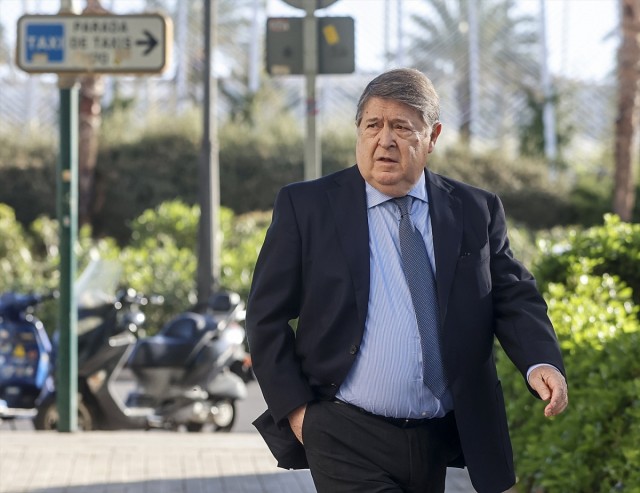La Generalitat declara una jornada de luto por el fallecimiento de José Luis Olivas
