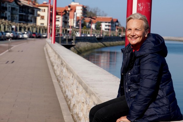 Elena Irureta (Premio FICC): “Los premios los recibo con ilusión, pero con los pies en la tierra”