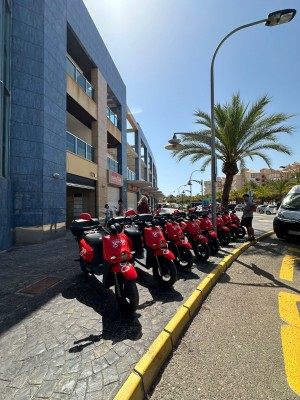 Gougo Motosharing transforma la movilidad en La Manga durante el verano