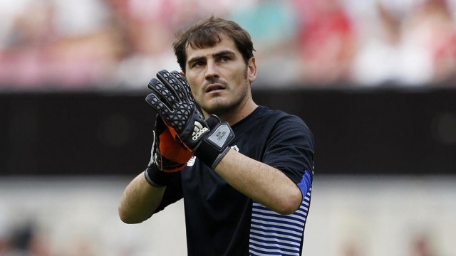 Casillas descarta irse a Estados Unidos y pretende seguir en el Oporto