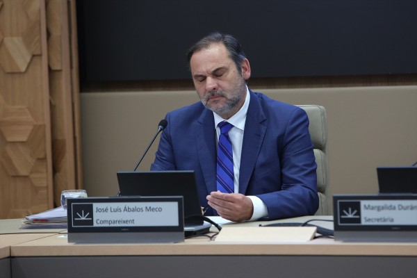 Ábalos dice sentirse perseguido por el Gobierno y critica que Transportes trate de 