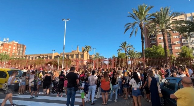 A las obras del Miguel de Cervantes en Elche les quedan diez días: empezaron tarde por el amianto
