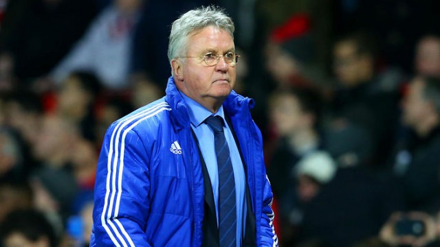 Hiddink revela que el Leicester intentó ficharlo antes que a Ranieri