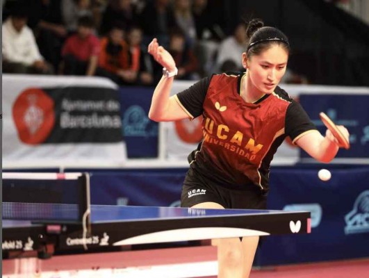 El UCAM Cartagena TM sigue adelante en la Liga de Campeones femenina en perjuicio del Vic 
