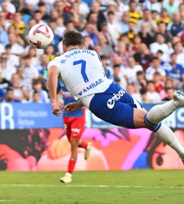 El Elche se lo pone muy fácil al Real Zaragoza