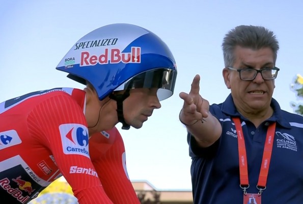  Roglic sella su cuarta Vuelta en una crono ganada por Küng
